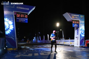 HO CHI MINH CITY NIGHT RUN EXIMBANK 2024 - Ảnh #2059042