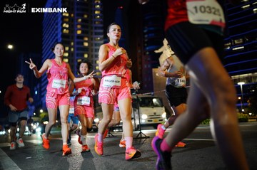 HO CHI MINH CITY NIGHT RUN EXIMBANK 2024 - Ảnh #1989761