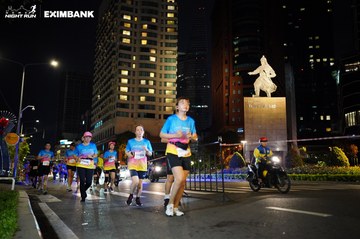 HO CHI MINH CITY NIGHT RUN EXIMBANK 2024 - Ảnh #1990786