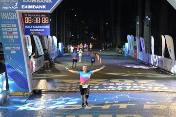 HO CHI MINH CITY NIGHT RUN EXIMBANK 2024 - Ảnh #2028853