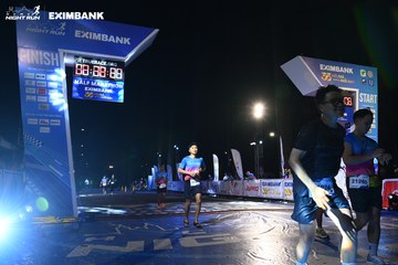 HO CHI MINH CITY NIGHT RUN EXIMBANK 2024 - Ảnh #2059867