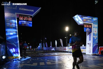 HO CHI MINH CITY NIGHT RUN EXIMBANK 2024 - Ảnh #2062851