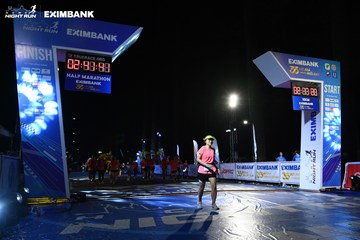 HO CHI MINH CITY NIGHT RUN EXIMBANK 2024 - Ảnh #2062480