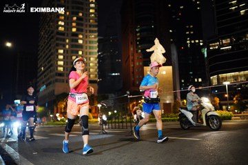 HO CHI MINH CITY NIGHT RUN EXIMBANK 2024 - Ảnh #1989571