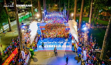 HO CHI MINH CITY NIGHT RUN EXIMBANK 2024 - Ảnh #2158741