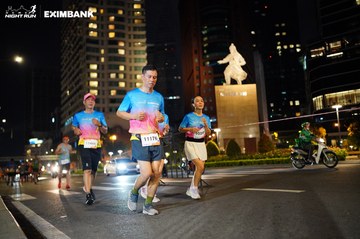 HO CHI MINH CITY NIGHT RUN EXIMBANK 2024 - Ảnh #1990208