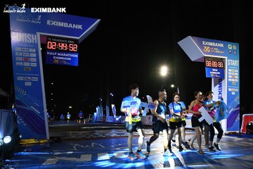 HO CHI MINH CITY NIGHT RUN EXIMBANK 2024 - Ảnh #2064923