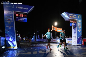HO CHI MINH CITY NIGHT RUN EXIMBANK 2024 - Ảnh #2059037
