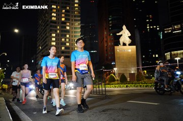 HO CHI MINH CITY NIGHT RUN EXIMBANK 2024 - Ảnh #1990444