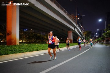 HO CHI MINH CITY NIGHT RUN EXIMBANK 2024 - Ảnh #1988659