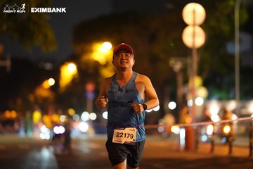 HO CHI MINH CITY NIGHT RUN EXIMBANK 2024 - Ảnh #2160104