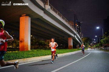 HO CHI MINH CITY NIGHT RUN EXIMBANK 2024 - Ảnh #1988474