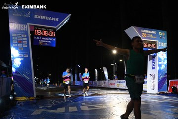 HO CHI MINH CITY NIGHT RUN EXIMBANK 2024 - Ảnh #2064940