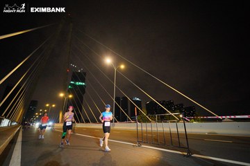 HO CHI MINH CITY NIGHT RUN EXIMBANK 2024 - Ảnh #2024388