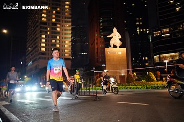 HO CHI MINH CITY NIGHT RUN EXIMBANK 2024 - Ảnh #1989889