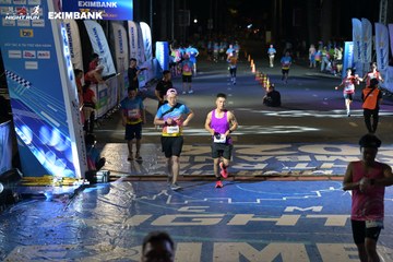 HO CHI MINH CITY NIGHT RUN EXIMBANK 2024 - Ảnh #2029502