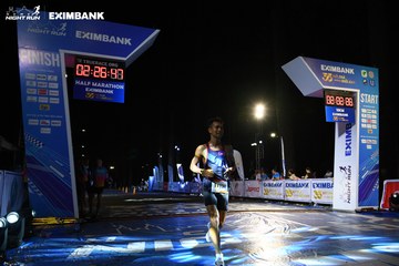 HO CHI MINH CITY NIGHT RUN EXIMBANK 2024 - Ảnh #2062537