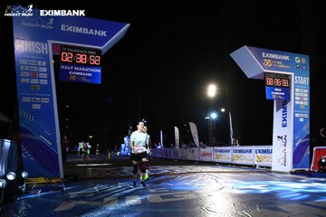 HO CHI MINH CITY NIGHT RUN EXIMBANK 2024 - Ảnh #2060049