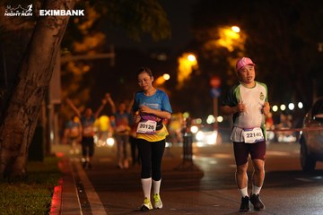 HO CHI MINH CITY NIGHT RUN EXIMBANK 2024 - Ảnh #2160406