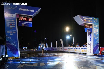 HO CHI MINH CITY NIGHT RUN EXIMBANK 2024 - Ảnh #2065542