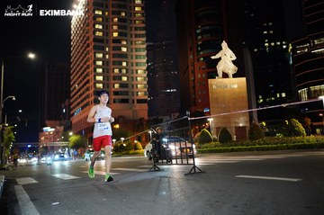 HO CHI MINH CITY NIGHT RUN EXIMBANK 2024 - Ảnh #1989392