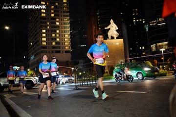 HO CHI MINH CITY NIGHT RUN EXIMBANK 2024 - Ảnh #1990330