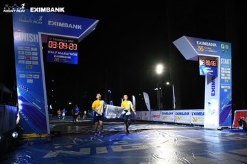 HO CHI MINH CITY NIGHT RUN EXIMBANK 2024 - Ảnh #2063476
