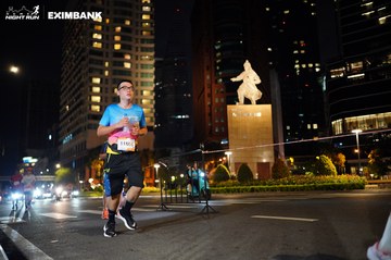 HO CHI MINH CITY NIGHT RUN EXIMBANK 2024 - Ảnh #1989600