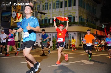 HO CHI MINH CITY NIGHT RUN EXIMBANK 2024 - Ảnh #2032127