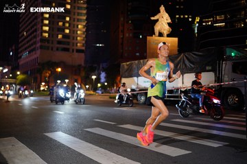HO CHI MINH CITY NIGHT RUN EXIMBANK 2024 - Ảnh #1989028