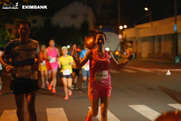 HO CHI MINH CITY NIGHT RUN EXIMBANK 2024 - Ảnh #2033785