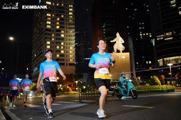 HO CHI MINH CITY NIGHT RUN EXIMBANK 2024 - Ảnh #1990977