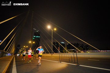 HO CHI MINH CITY NIGHT RUN EXIMBANK 2024 - Ảnh #2023022