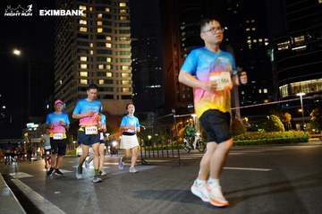 HO CHI MINH CITY NIGHT RUN EXIMBANK 2024 - Ảnh #1990210