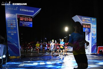 HO CHI MINH CITY NIGHT RUN EXIMBANK 2024 - Ảnh #2059570