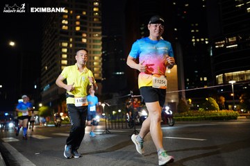 HO CHI MINH CITY NIGHT RUN EXIMBANK 2024 - Ảnh #1990937