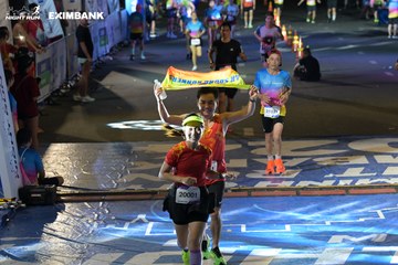 HO CHI MINH CITY NIGHT RUN EXIMBANK 2024 - Ảnh #2029173
