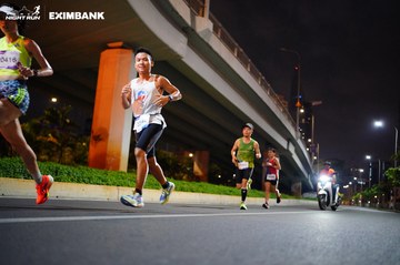 HO CHI MINH CITY NIGHT RUN EXIMBANK 2024 - Ảnh #1988616