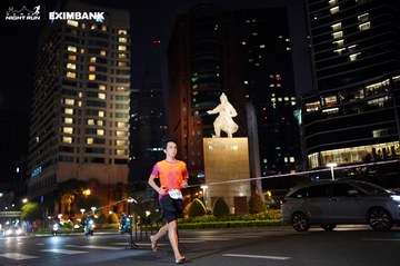 HO CHI MINH CITY NIGHT RUN EXIMBANK 2024 - Ảnh #1990718