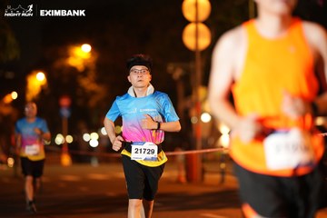 HO CHI MINH CITY NIGHT RUN EXIMBANK 2024 - Ảnh #2160823