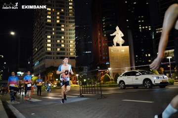 HO CHI MINH CITY NIGHT RUN EXIMBANK 2024 - Ảnh #1991520