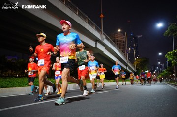 HO CHI MINH CITY NIGHT RUN EXIMBANK 2024 - Ảnh #1988878