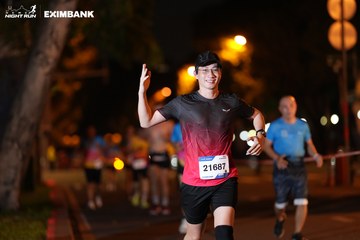 HO CHI MINH CITY NIGHT RUN EXIMBANK 2024 - Ảnh #2159609