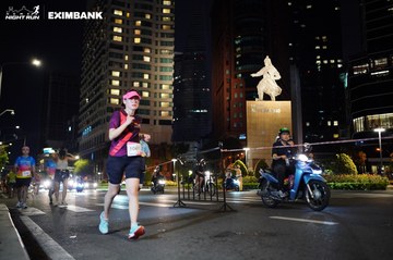HO CHI MINH CITY NIGHT RUN EXIMBANK 2024 - Ảnh #1990059