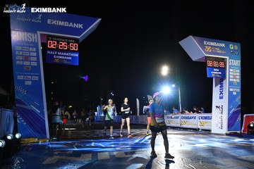 HO CHI MINH CITY NIGHT RUN EXIMBANK 2024 - Ảnh #2061056