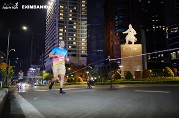 HO CHI MINH CITY NIGHT RUN EXIMBANK 2024 - Ảnh #1989341
