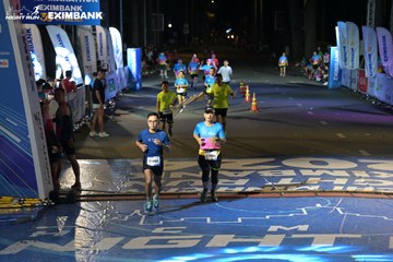 HO CHI MINH CITY NIGHT RUN EXIMBANK 2024 - Ảnh #2032417