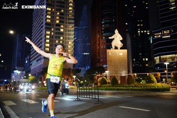 HO CHI MINH CITY NIGHT RUN EXIMBANK 2024 - Ảnh #1990451