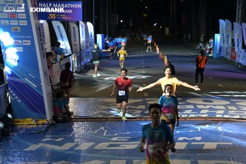 HO CHI MINH CITY NIGHT RUN EXIMBANK 2024 - Ảnh #2027286