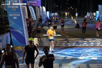HO CHI MINH CITY NIGHT RUN EXIMBANK 2024 - Ảnh #2029530